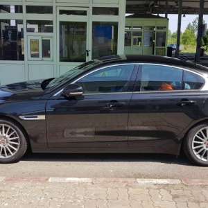 Două autoturisme căutate de autorităţile din Italia și Belgia, descoperite la P.T.F. Petea