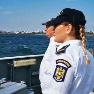 Poliţia de Frontieră sărbătoreşte Ziua Marinei Române