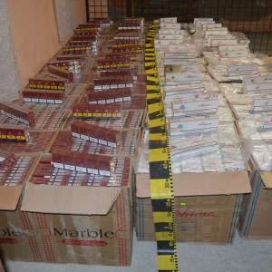 Aproximativ 55.000 pachete țigări confiscate la frontiera de nord