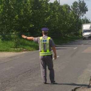 Infracțiuni la regimul juridic al circulației rutiere în zona de competență, depistate de poliţiştii de frontieră gălăţeni