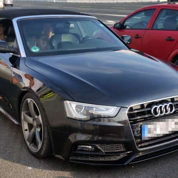 Autoturism căutat de autorităţile din Germania, depistat de poliţiştii de frontieră de la P.T.F. Nădlac