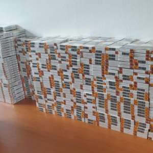 Ţigări, tutun și parfumuri descoperite la P.T.F. Giurgiu