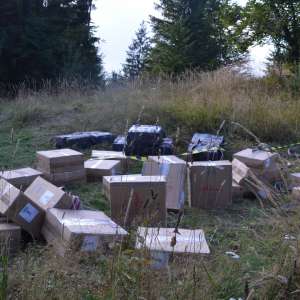 Ţigări în valoare de aproximativ 217.000 lei, confiscate la frontiera cu Ucraina