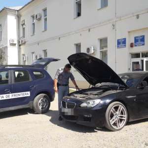 BMW în valoare de 40.000 de euro, căutat de autorităţile din Marea Britanie, descoperit în Borșa