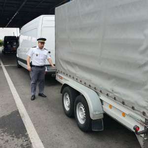 Bărbat depistat la frontieră conducând un ansamblu rutier, deşi nu avea acest drept