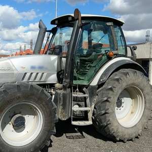 Tractor marca Lamborghini, descoperit de poliţiştii de frontieră în P.T.F. Borș