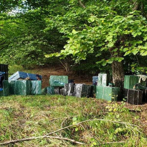 Peste 18.000 pachete cu țigări confiscate la frontiera cu Ucraina