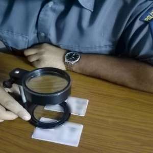 Permise de conducere false depistate la controlul de frontieră