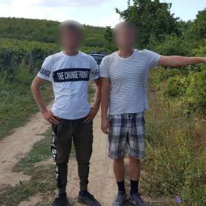 Doi cetățeni străini, opriți la frontiera cu Bulgaria