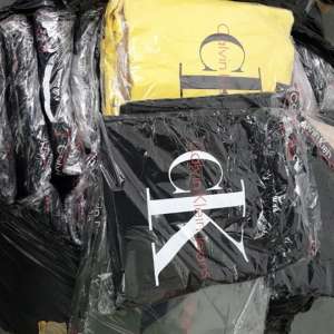 Ţigări, textile și încălţăminte contrafăcute, descoperite la P.T.F. Giurgiu