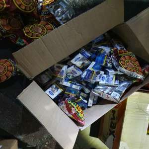 Ţigări, textile și încălţăminte contrafăcute, descoperite la P.T.F. Giurgiu