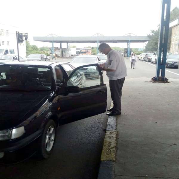 BMW radiat din circulaţie, descoperit în trafic de polițiștii de frontieră din P.T.F. Albiţa