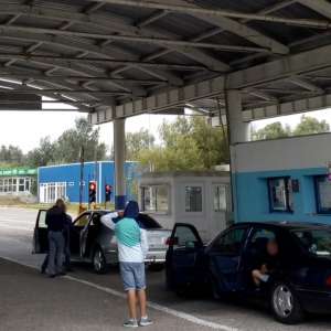 Permis de conducere fals descoperit la controlul de frontieră