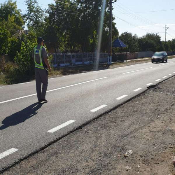 Cetăţean român depistat la volan, fără drept de a conduce