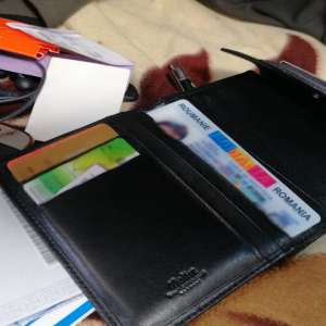 Carte de identitate românească falsă, descoperită la Sculeni