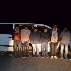 Călăuze ucrainene şi migranți asiatici, depistaţi la frontiera cu Ungaria