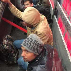 Poliţiştii de frontieră timişeni au prevenit ieşirea ilegală din ţară a şase cetăţeni străini