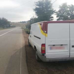 Depistat în trafic cu un autovehicul având numere provizorii expirate