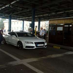 Autoturism radiat din circulaţie, descoperit de polițiștii de frontieră din P.T.F. Albiţa