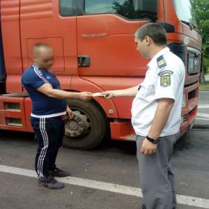 Trafic ilegal de motorină depistat la controlul de frontieră