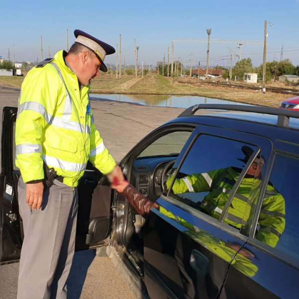 La volan, fără permis de conducere