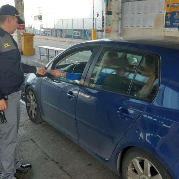 Infracțiuni la regimul juridic al circulației rutiere, depistate de poliţiştii de frontieră gălăţeni