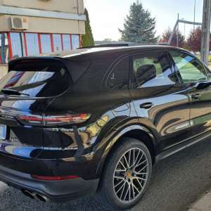 Porsche Cayenne, în valoare de 100.000 de euro, căutat de autorităţile din Italia, descoperit la P.T.F. Petea