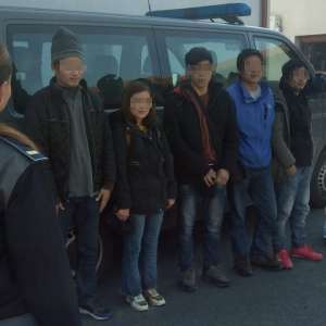 Cinci vietnamezi, depistaţi în timp ce încercau să treacă fraudulos frontiera în Ungaria