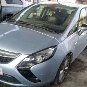 Autoturism căutat de autoritățile din Marea Britanie,  indisponibilizat de poliţiştii de frontieră timișeni