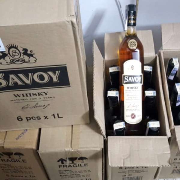 Sticle cu alcool descoperite la P.T.F. Calafat