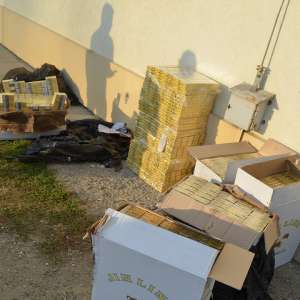 Aproximativ 13.500 pachete țigări confiscate la frontiera de nord