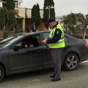 La volan, fără permis de conducere