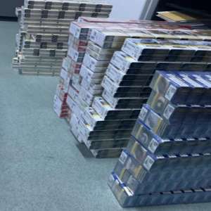 Ţigări ascunse în remorca unui autoturism condus de un cetăţean bulgar, descoperite la P.T.F. Giurgiu