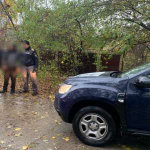 Cetăţean albanez, care intenţiona să intre fraudulos în România, depistat la P.T.F. Giurgiu