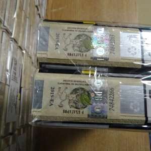 Peste 1200 de pachete cu ţigări ascunse în bagaje, descoperite la P.T.F. Calafat