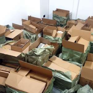 Aproximativ 10.000 parfumuri și cosmetice susceptibile a fi contrafăcute, confiscate la P.T.F. Giurgiu