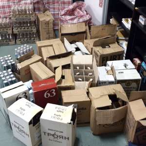 Peste 200 de litri de alcool, descoperiţi la P.T.F. Giurgiu