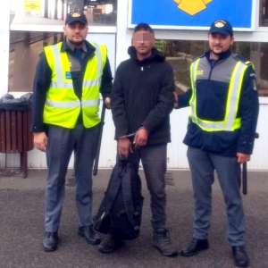 Marocan descoperit ascuns pe platforma unui vagon la P.T.F Curtici