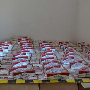 Aproximativ 33.000 pachete cu țigări de contrabandă, confiscate la frontiera de nord