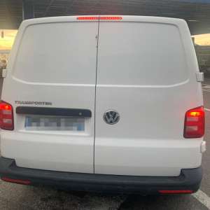 Autoutilitară căutată de autorităţile din Franţa,  descoperită la din P.T.F. Nădlac