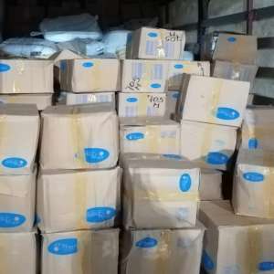  Bunuri  nedeclarate și susceptibile a fi contrafăcute,  în valoare de peste 596.000 lei, descoperite într-un autocamion