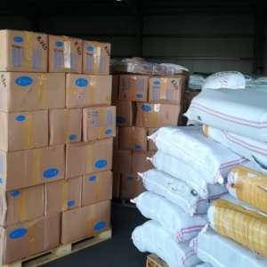  Bunuri  nedeclarate și susceptibile a fi contrafăcute,  în valoare de peste 596.000 lei, descoperite într-un autocamion