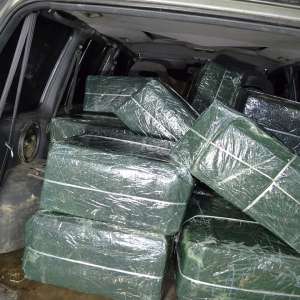 Doi maramureșeni cercetați pentru contrabandă și  13.460 pachete țigări confiscate