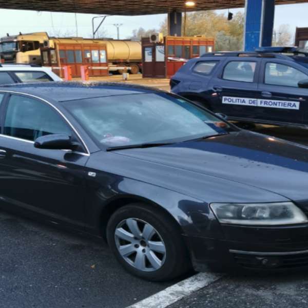 Autoturism căutat de autorităţile din Franţa, depistat de poliţiştii de frontieră de la P.T.F. Nădlac