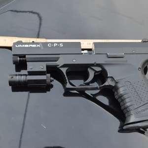 Pistol neletal deținut ilegal de un maramureșean de 18 ani, ridicat de polițiștii de frontieră