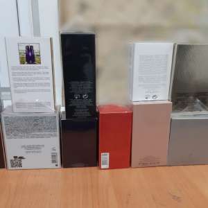 Parfumuri susceptibile a fi contrafăcute, confiscate de poliţiştii de frontieră brăileni