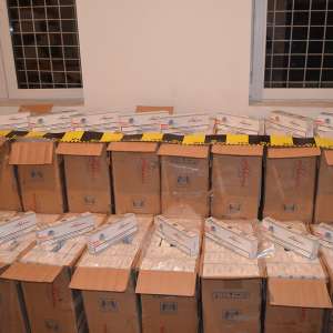 Aproximativ 38.500 de pachete cu țigări de contrabandă, confiscate la frontiera de nord a României