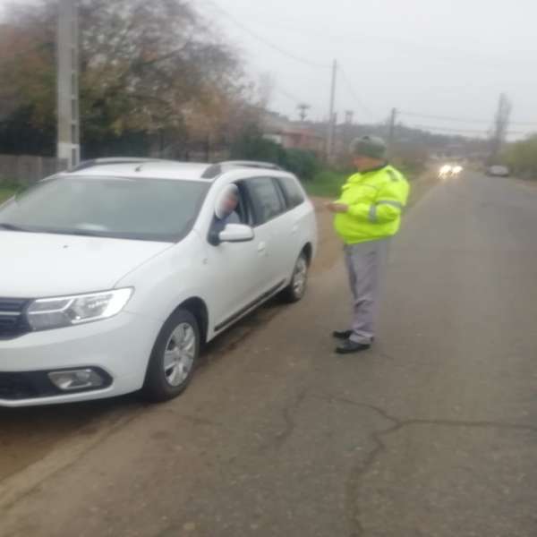 Infracțiuni la regimul juridic al circulației rutiere, descoperite de polițiștii de frontieră din cadrul Sectorului Poliției de Frontieră Foltești