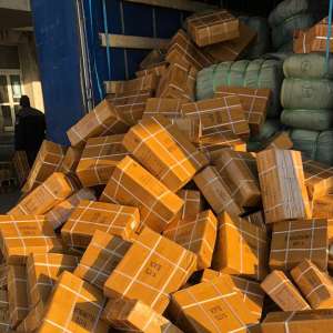 Peste 5.500 articole de încălțăminte susceptibile a fi contrafăcute, descoperite la P.T.F. Giurgiu