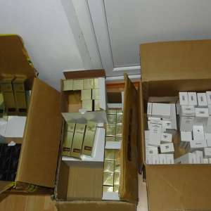 Parfumuri în valoare de peste 58.000 lei, susceptibile a fi contrafăcute, confiscate la P.T.F. Calafat